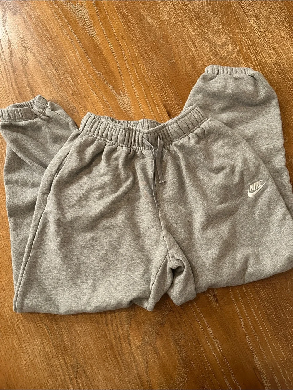 Nike Women’s Gray Fleece Baggy Sweatpants